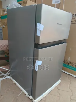 Hisense Fridge/ Refrigerator 120l Double Door.