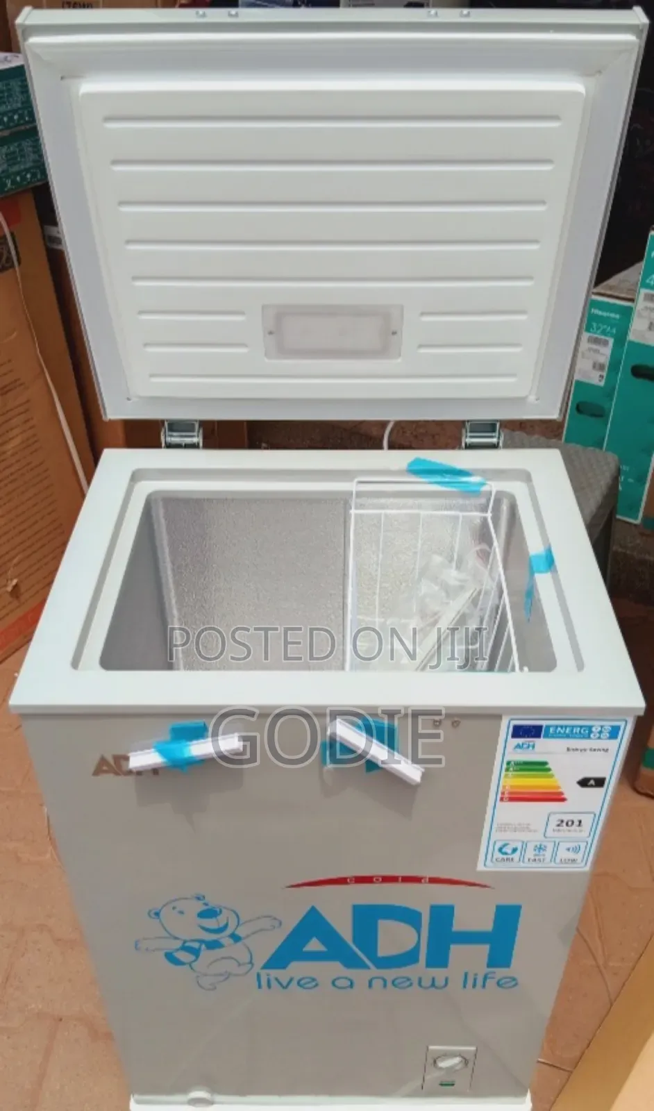 Adh Chest Freezer 130l