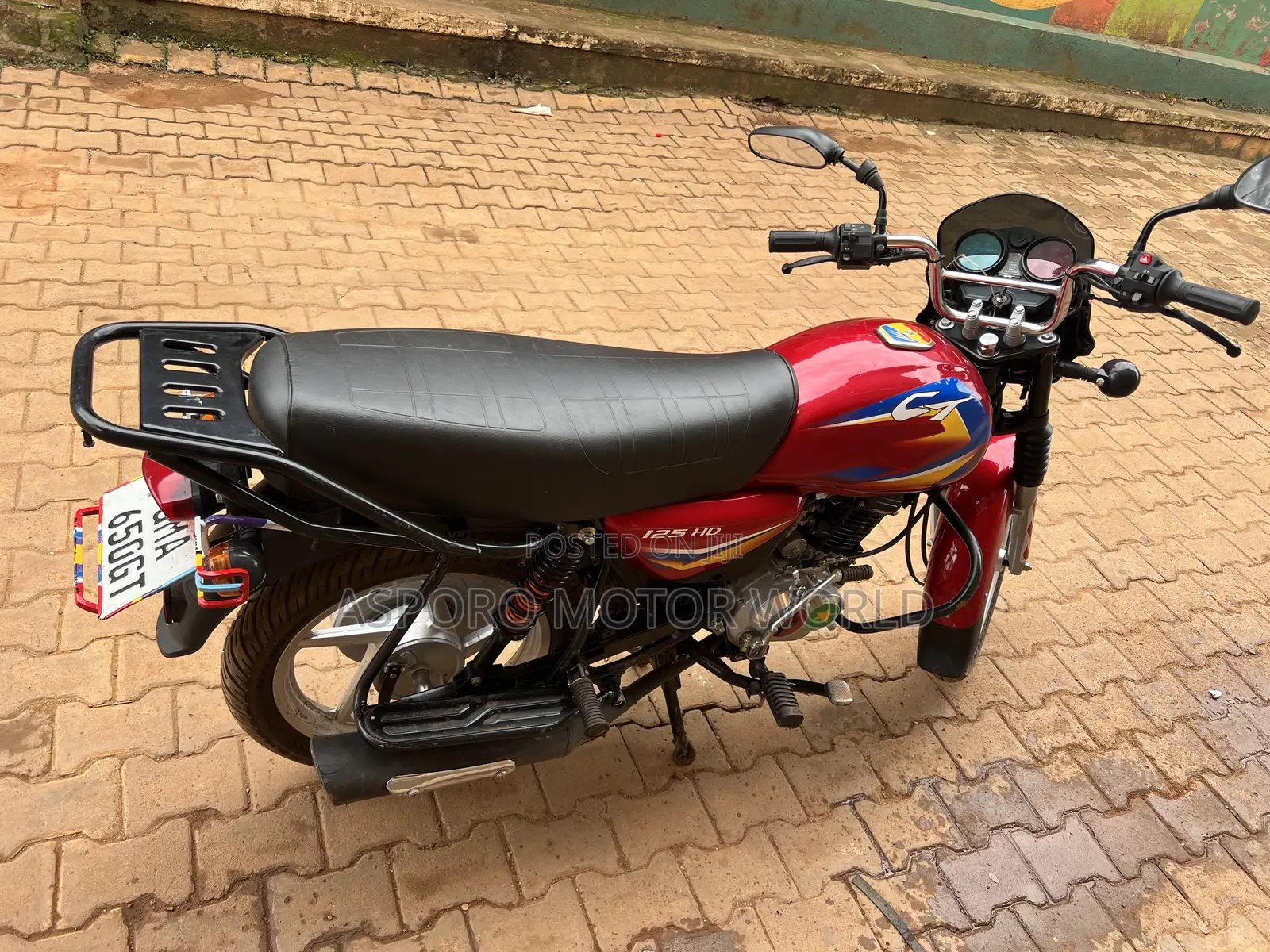 Bajaj CT 125X 2025 Red