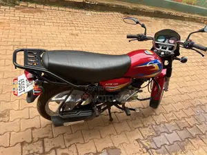 Bajaj CT 125X 2025 Red