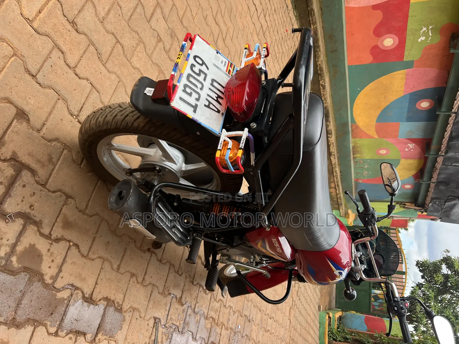 Bajaj CT 125X 2025 Red
