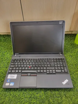 Laptop Lenovo ThinkPad E531 4GB Intel Core i3 HDD+SSD 250GB