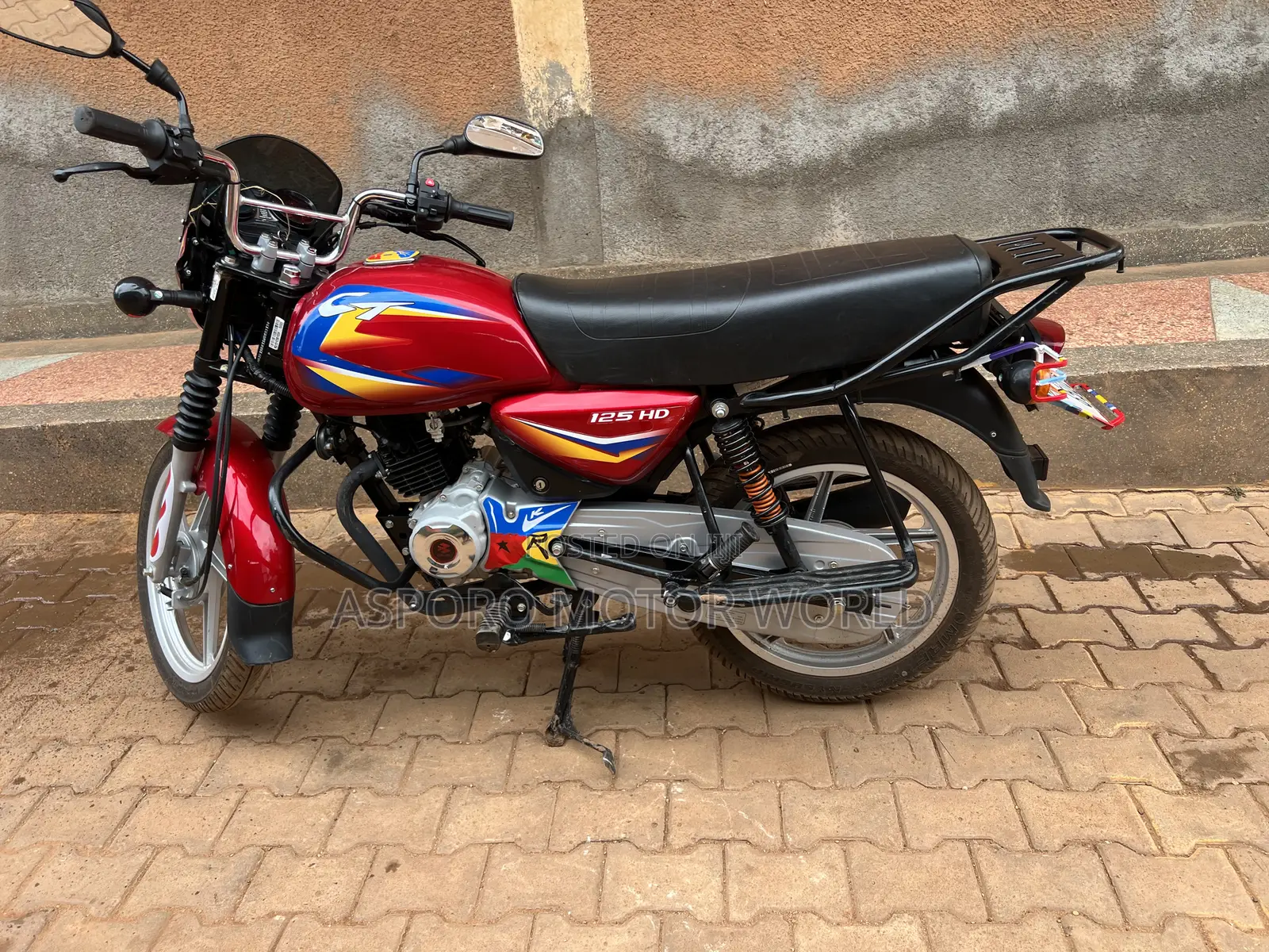 Bajaj CT 125X 2025 Red