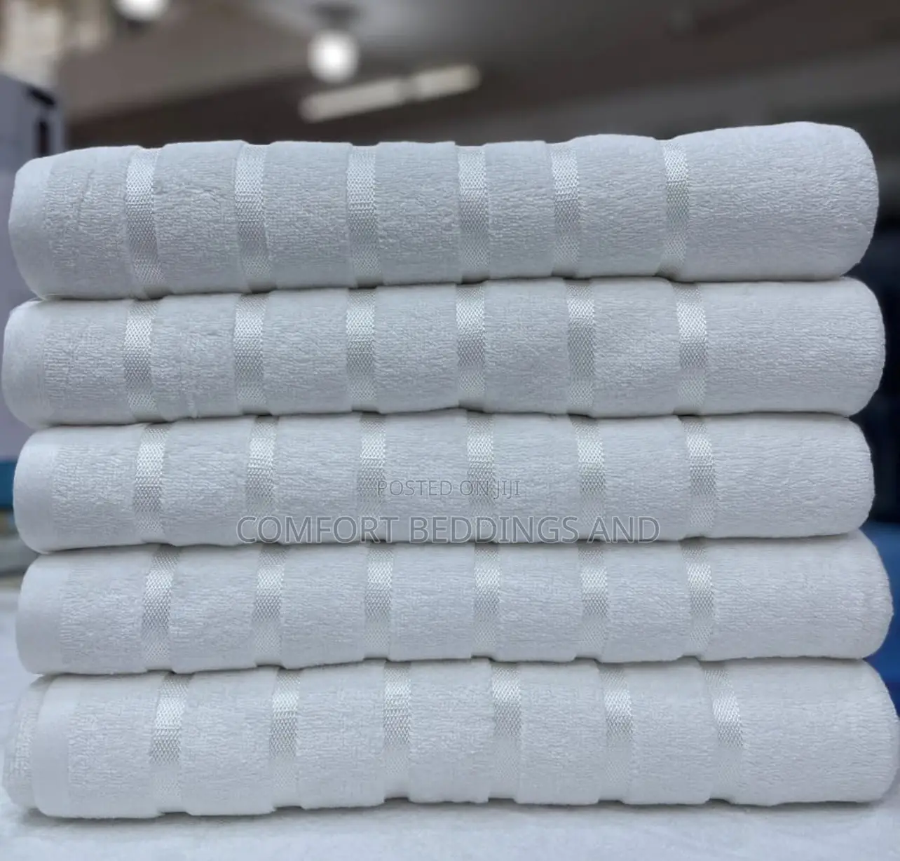 Large White Cotton Towels