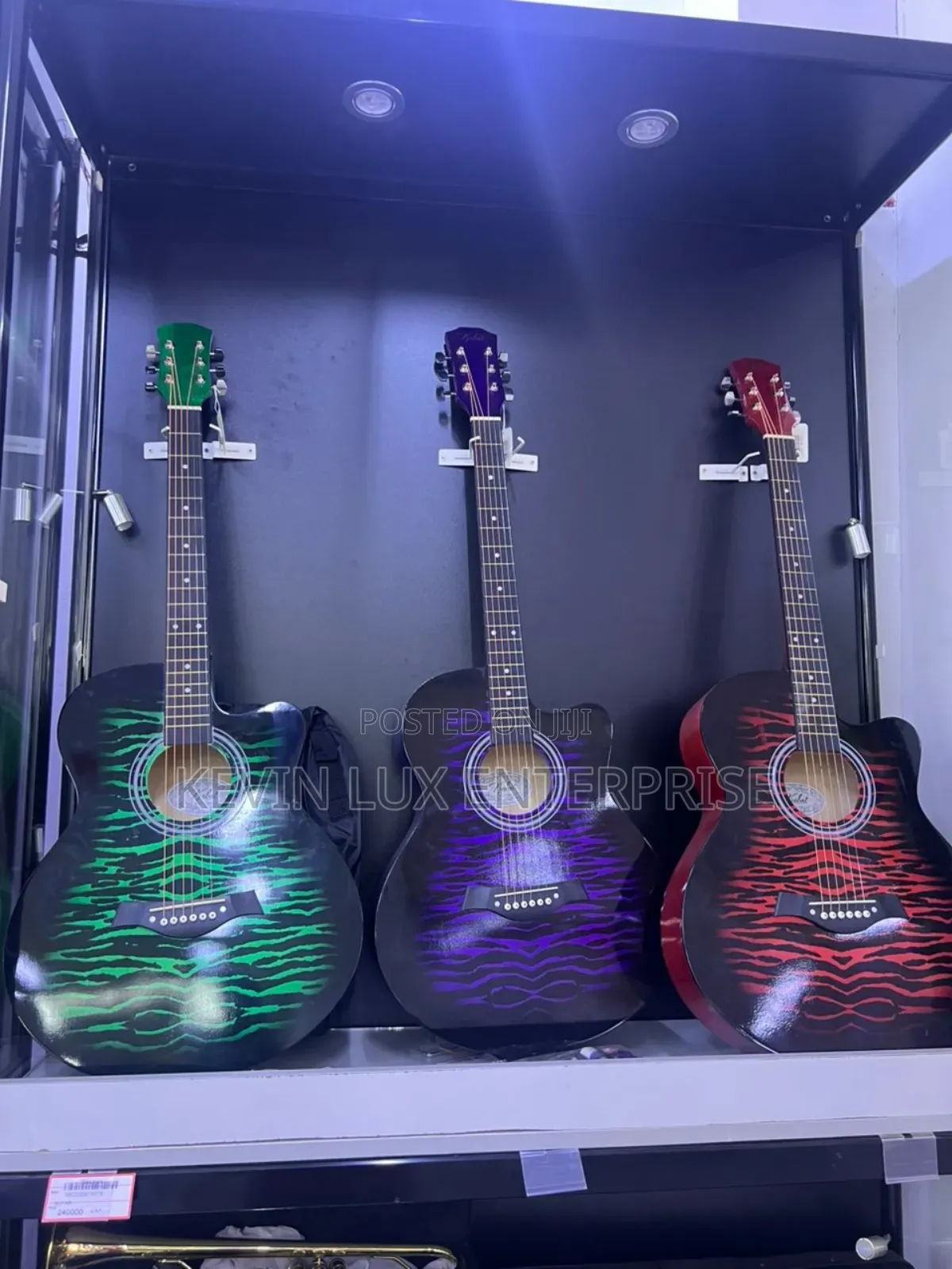 Guitar Medium Size