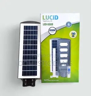 Lucid Solar Street Light
