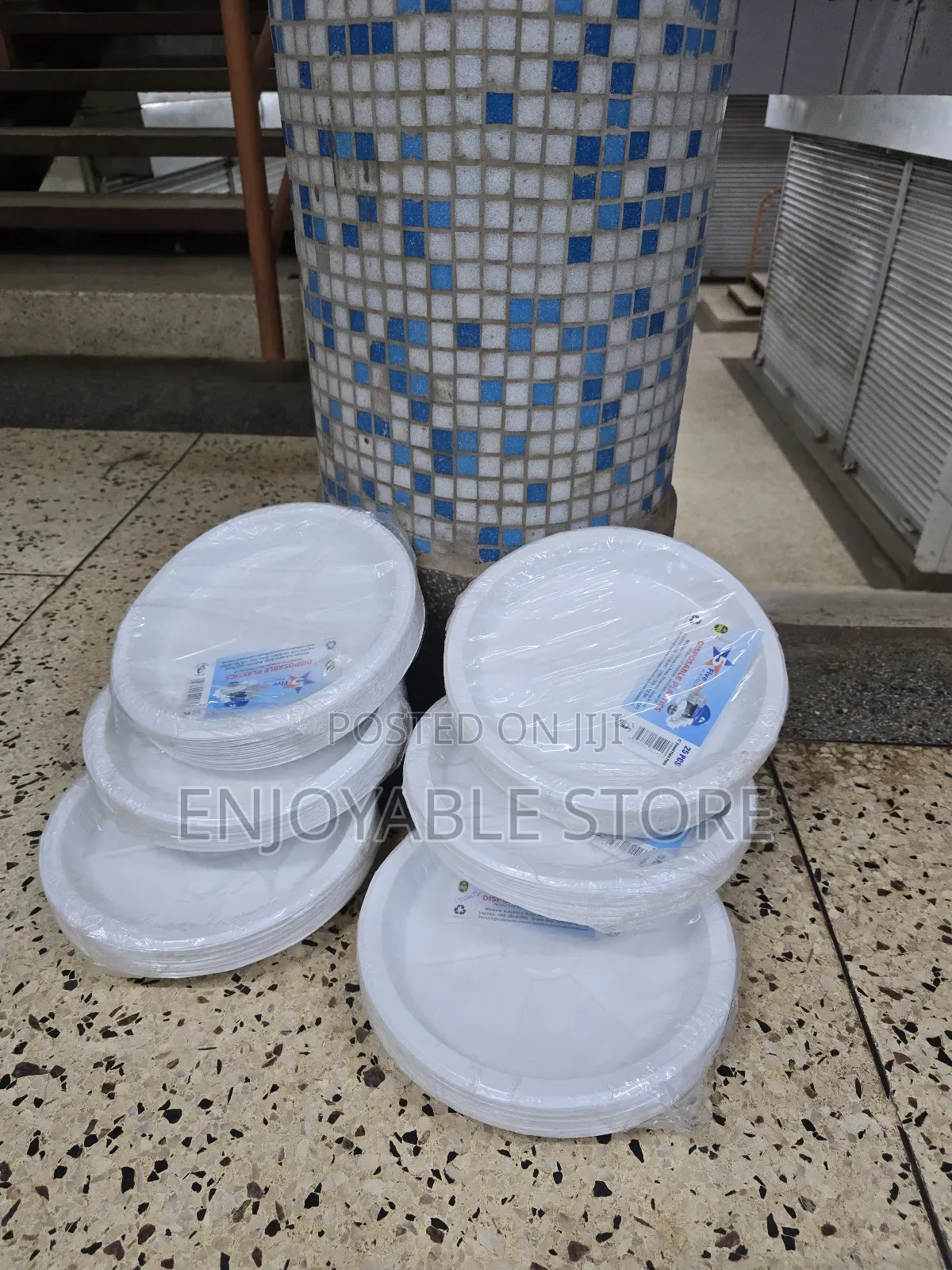 25pcs Plain White Disposable Plates Plain White Disposable Plates