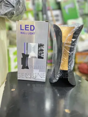 Wall Light Bulb / Lamp