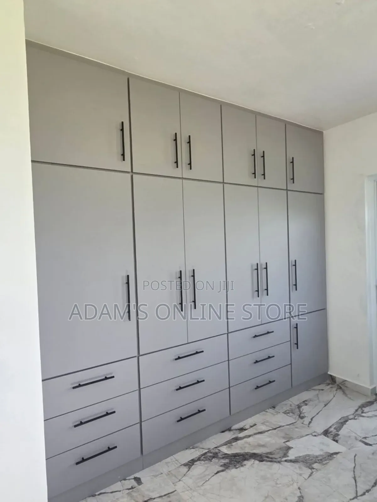 White Wardrobe Inbuilt