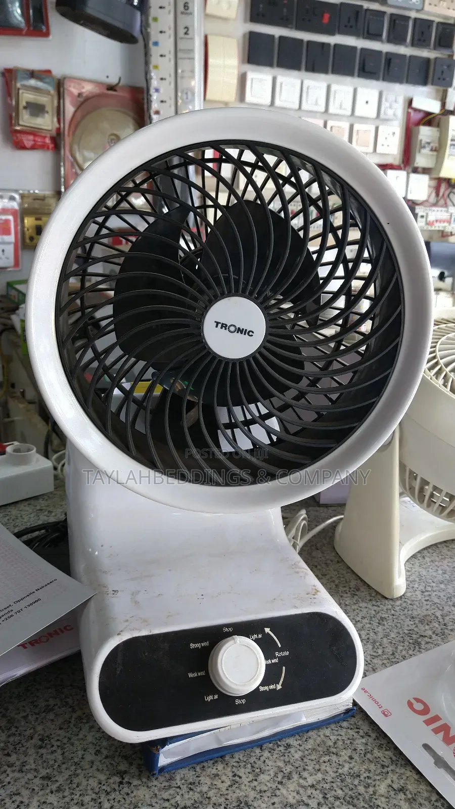 Tronic 360 Degrees Rotating Table Fan