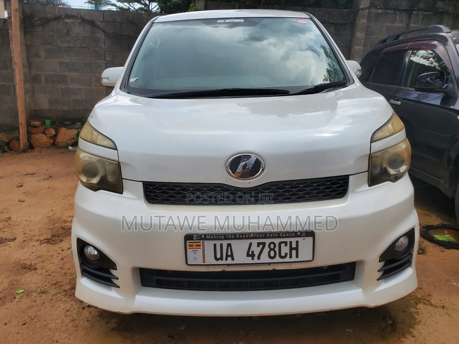 Toyota Voxy 2012 White