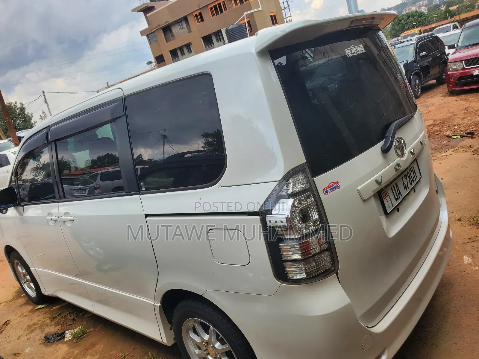 Toyota Voxy 2012 White