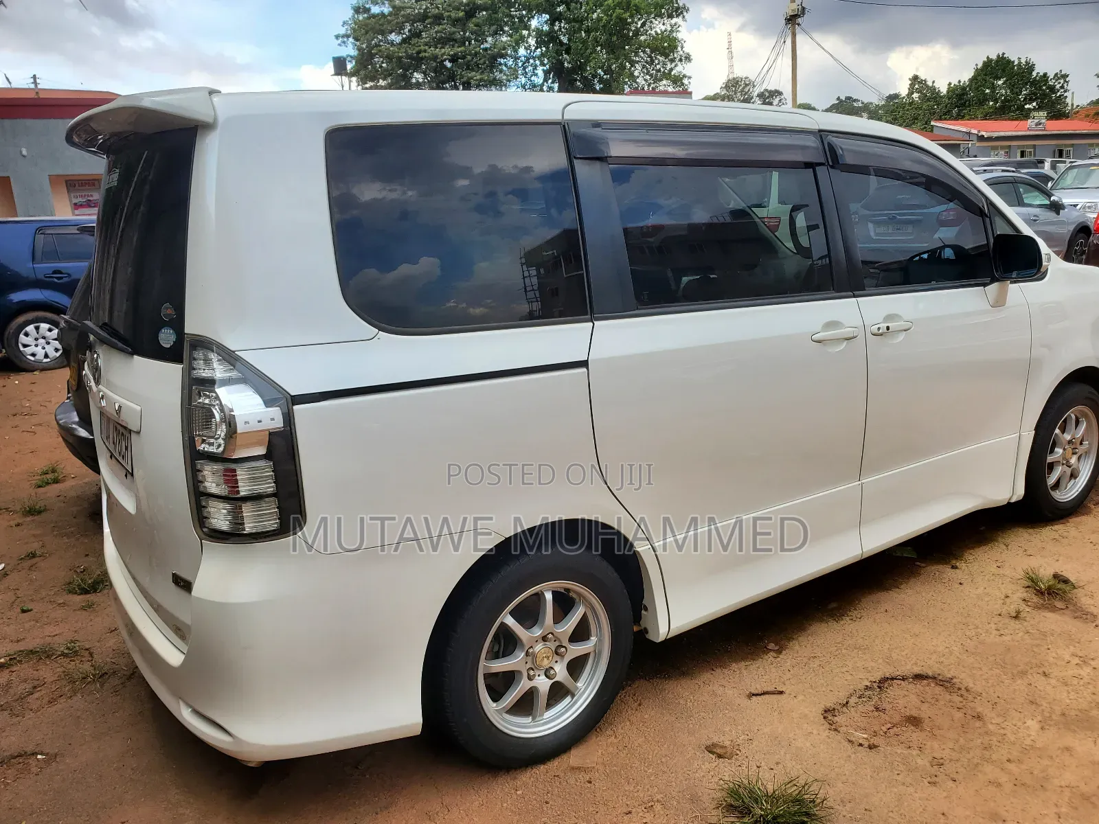 Toyota Voxy 2012 White