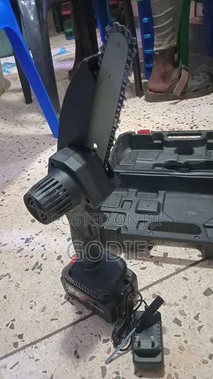 Portable Mini Cordless Electric Chainsaw.