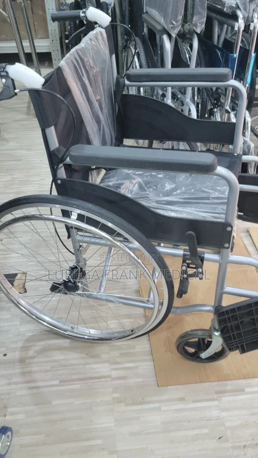 Normal Wheel Chair Without Potty and Without Backrest