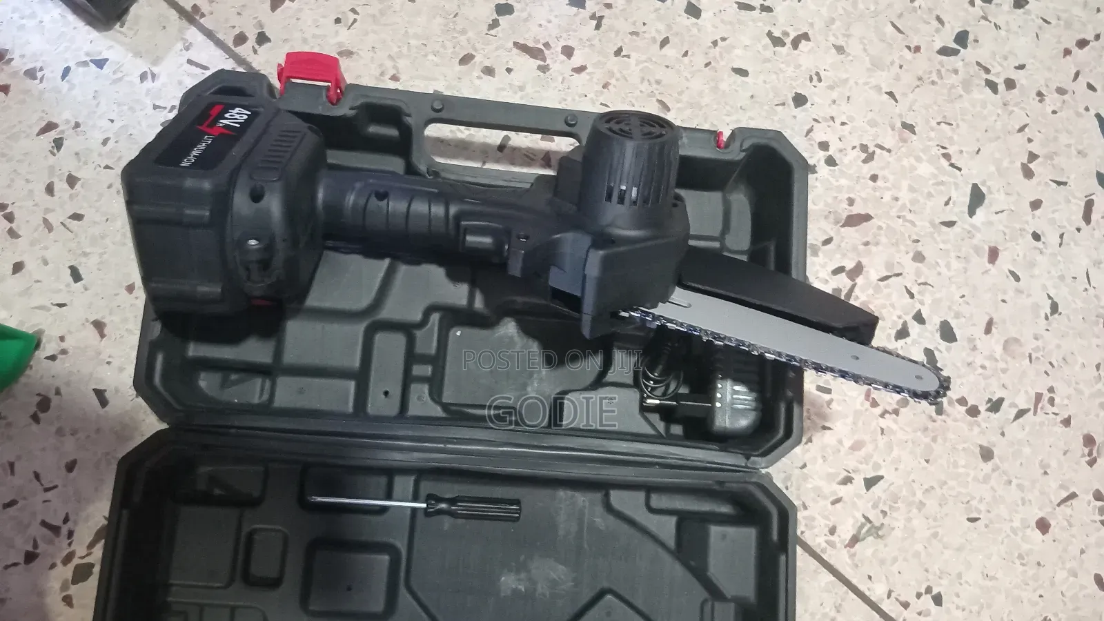 48v Cordless Mini Chainsaw