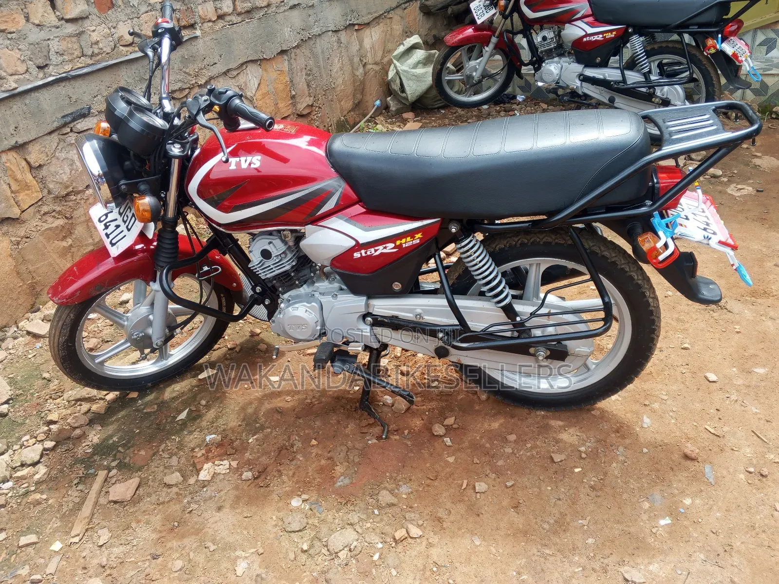 TVS HLX 125 2024 Red