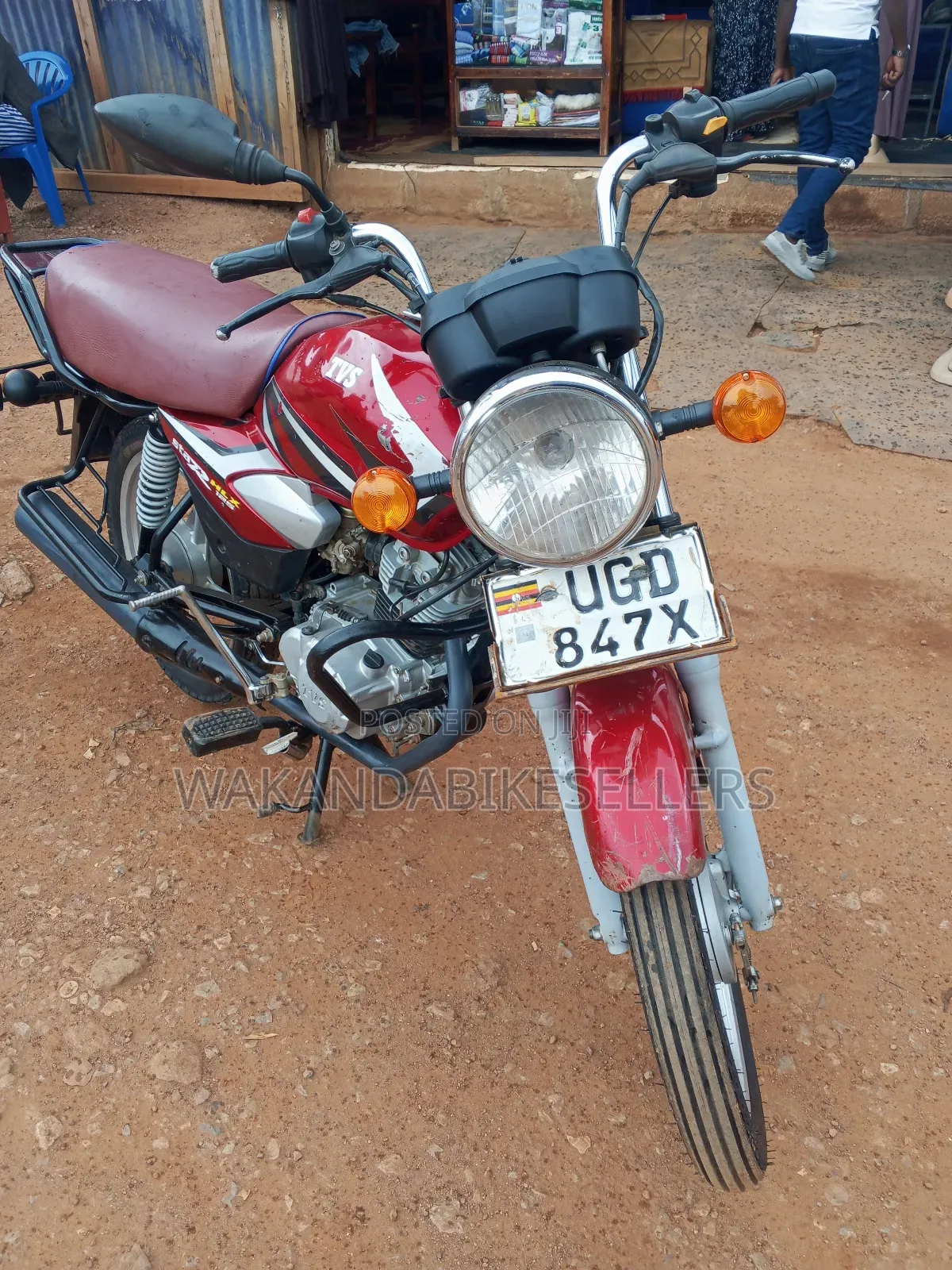 TVS HLX 125 2024 Red