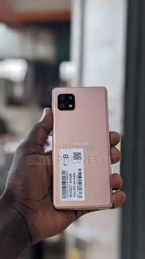 Sharp Aquos Sense6 64 GB Gold