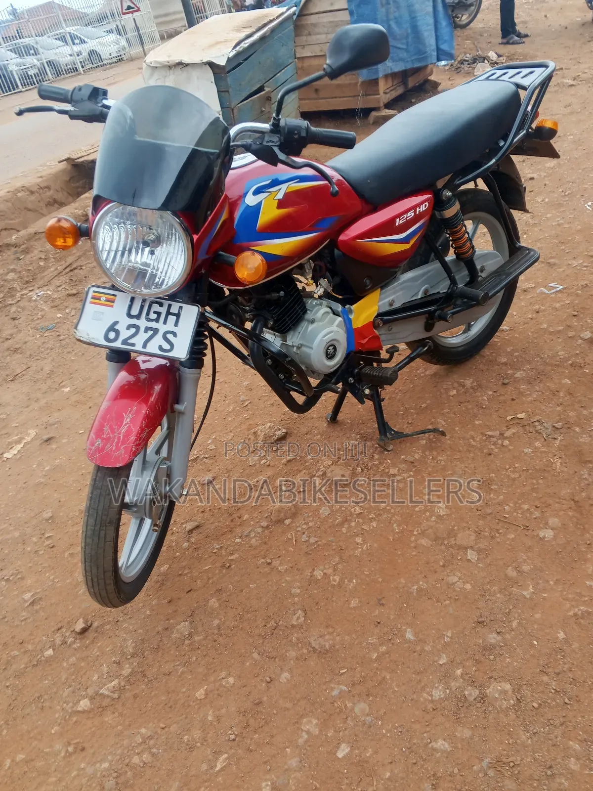 Bajaj Boxer 125 2024 Red