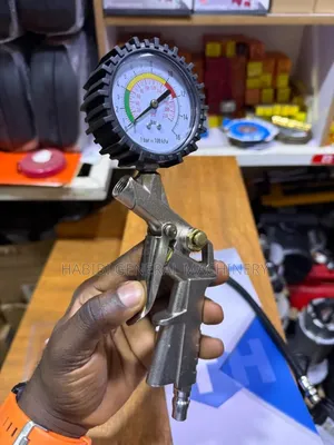 Analog Tires Pressure Gauges With Inflator,Heavy Duty Rubber Hose