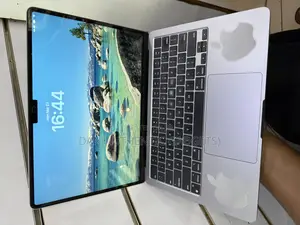 Laptop Apple MacBook Air 2022 M2 8GB Apple M2 SSD 256GB
