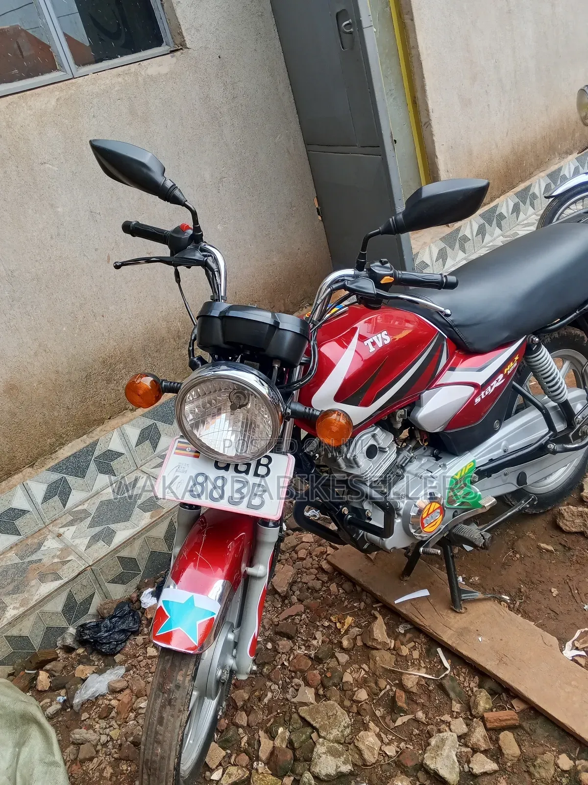 TVS HLX 125 2024 Red