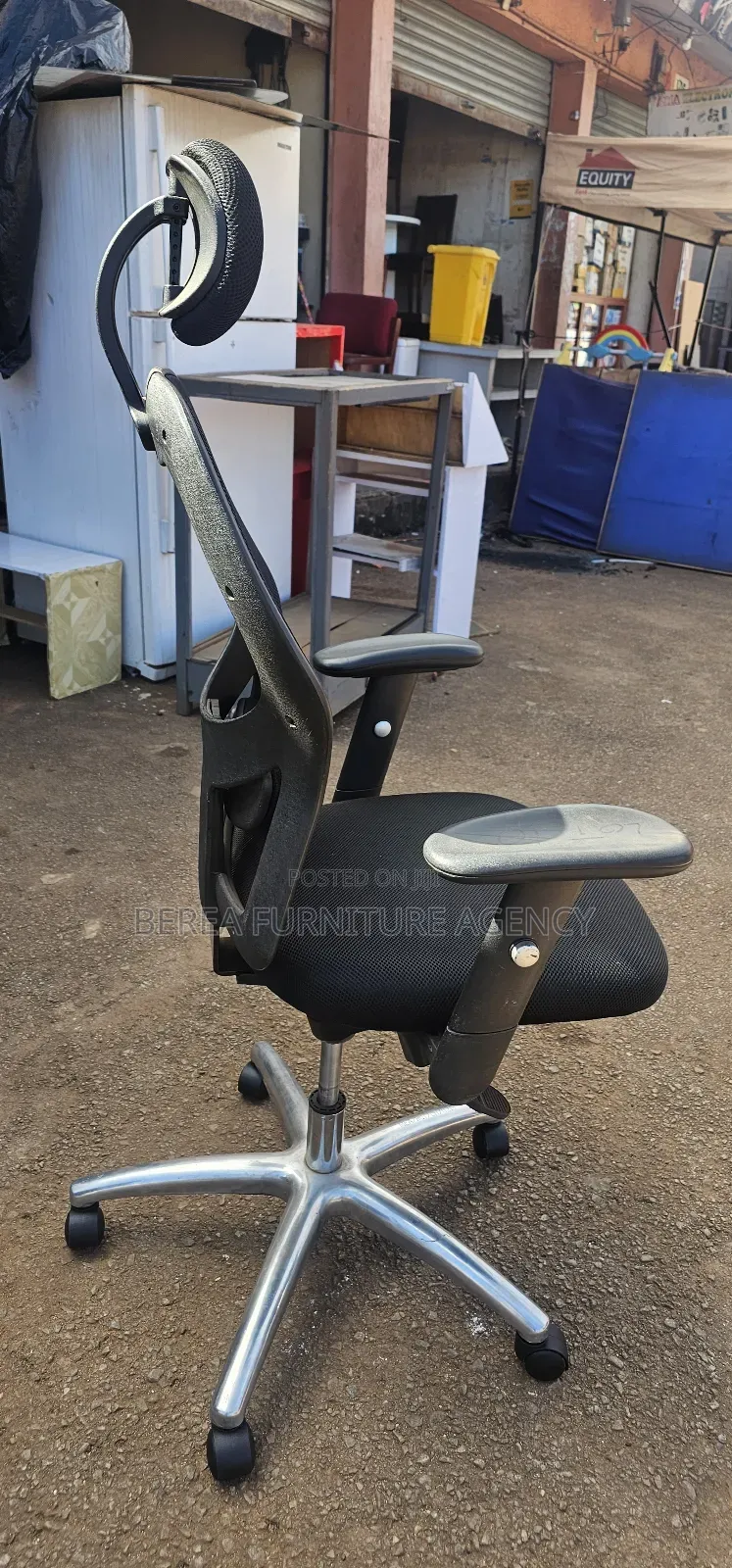 Heavy Duty Mesh Refurbished Office Chair