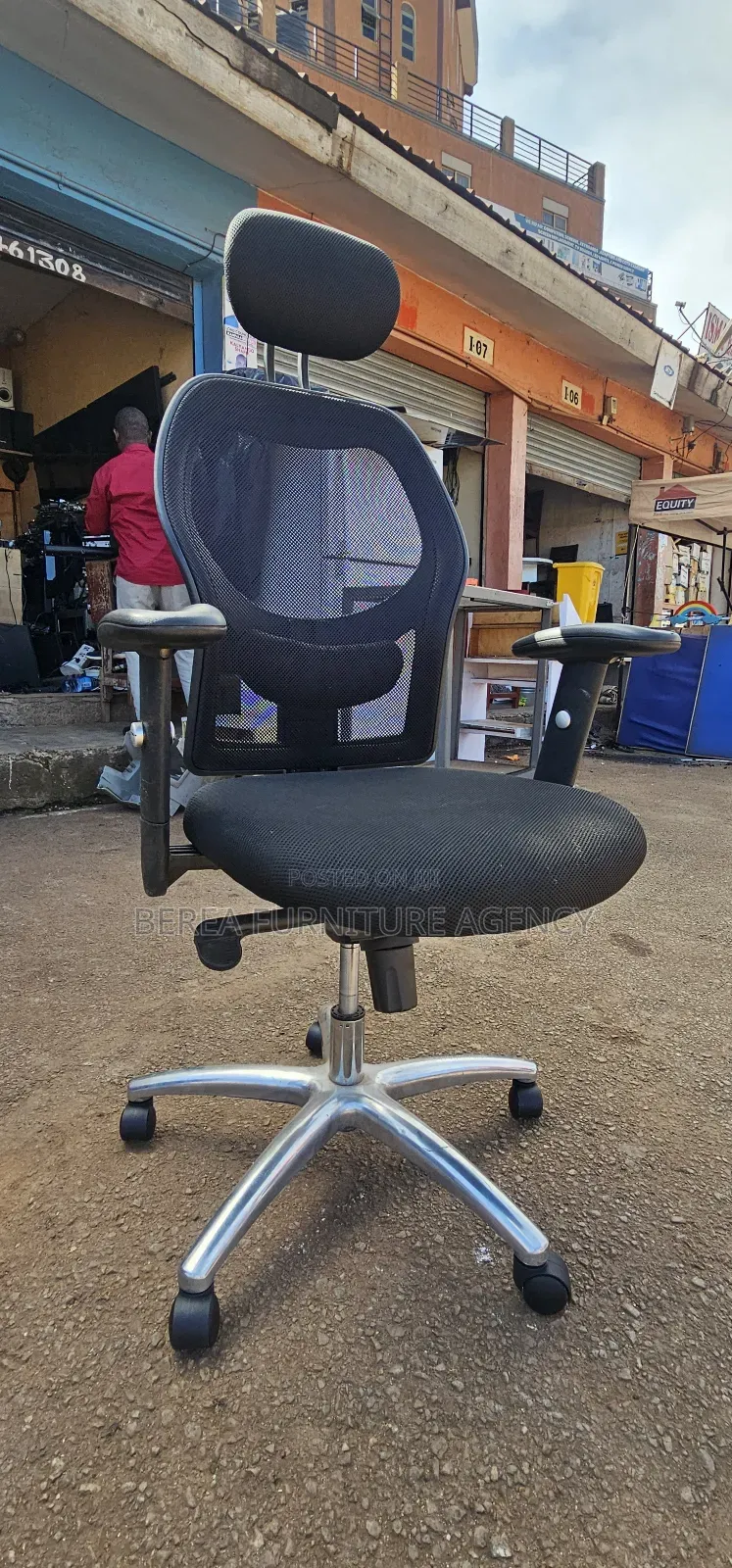 Heavy Duty Mesh Refurbished Office Chair