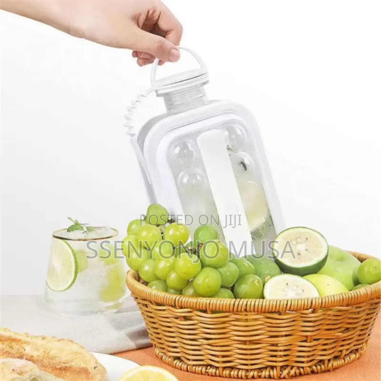 Silicone Ice Cube Folding Bottle –2 in 1 Portable Ice Cube Maker