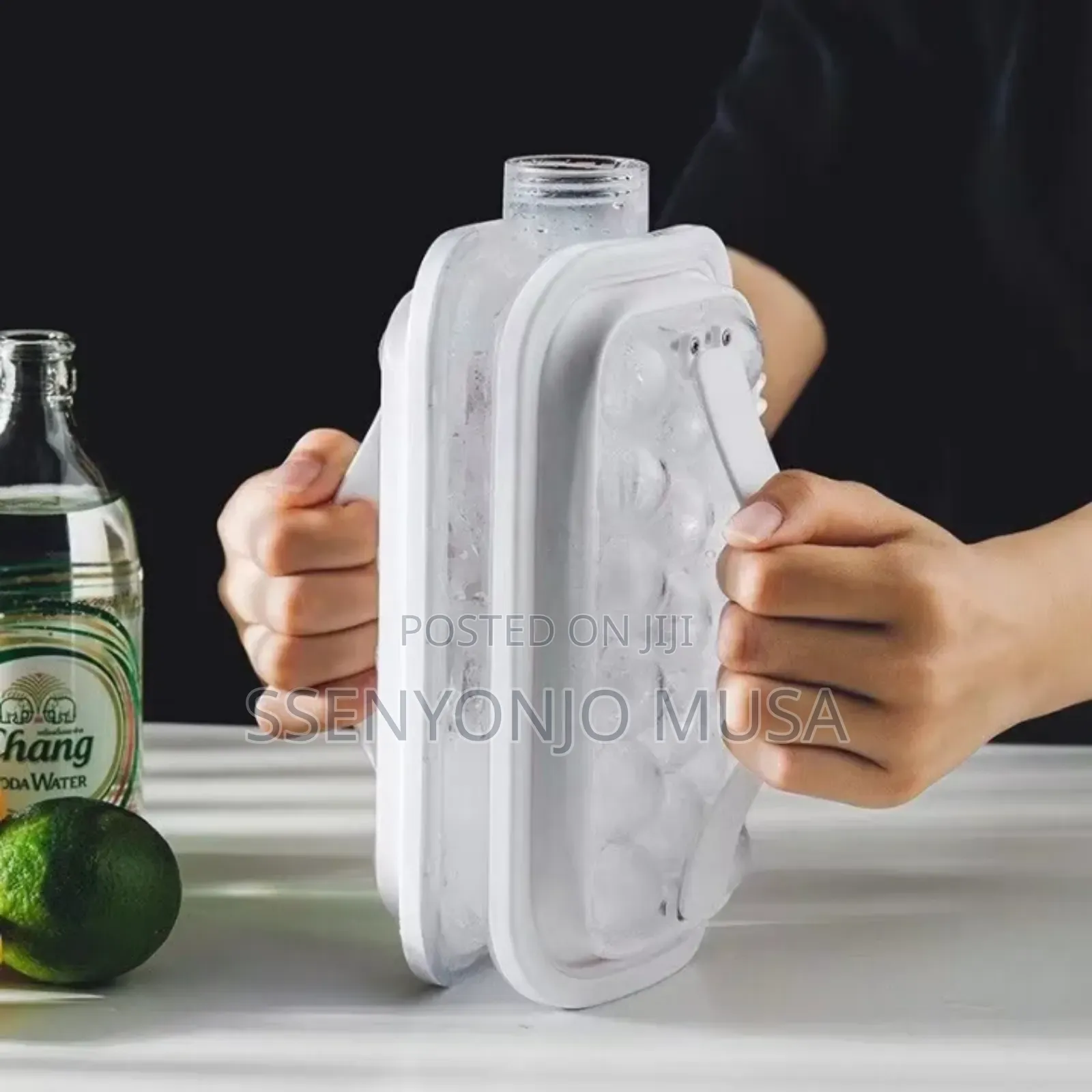 Silicone Ice Cube Folding Bottle –2 in 1 Portable Ice Cube Maker