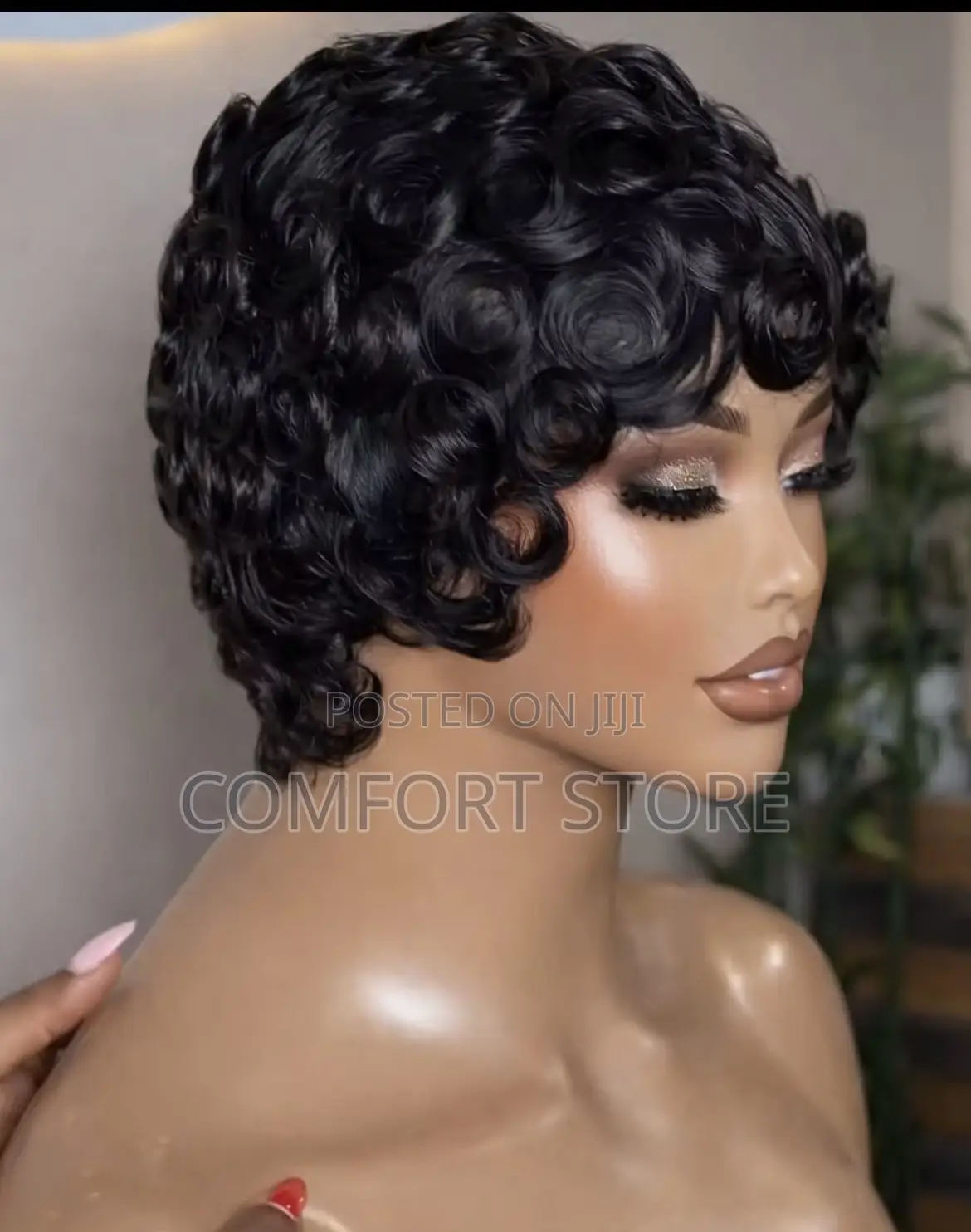 Pixie Wavy Wig Black Human Hair