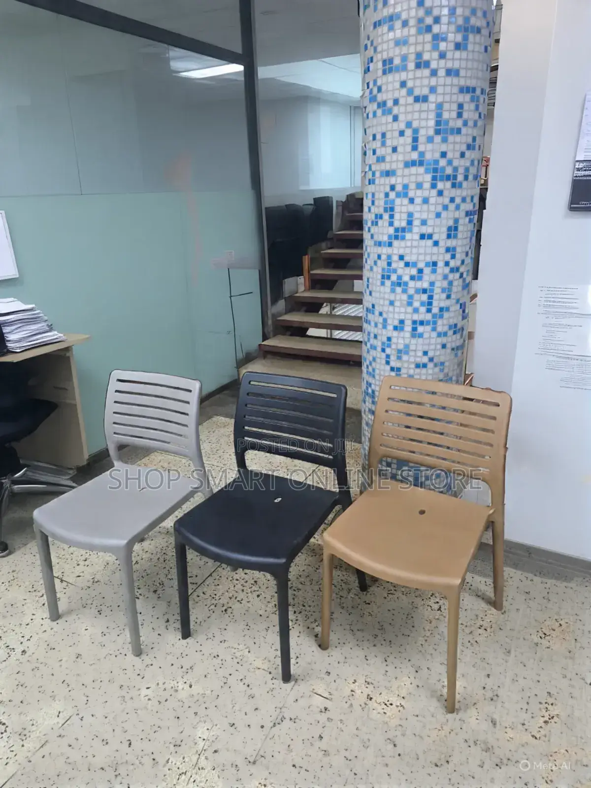 Crossedback Plastic Chairs Crossedback Plastic Chairs