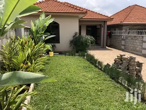 Najjera Upscale Bungalow on Sale
