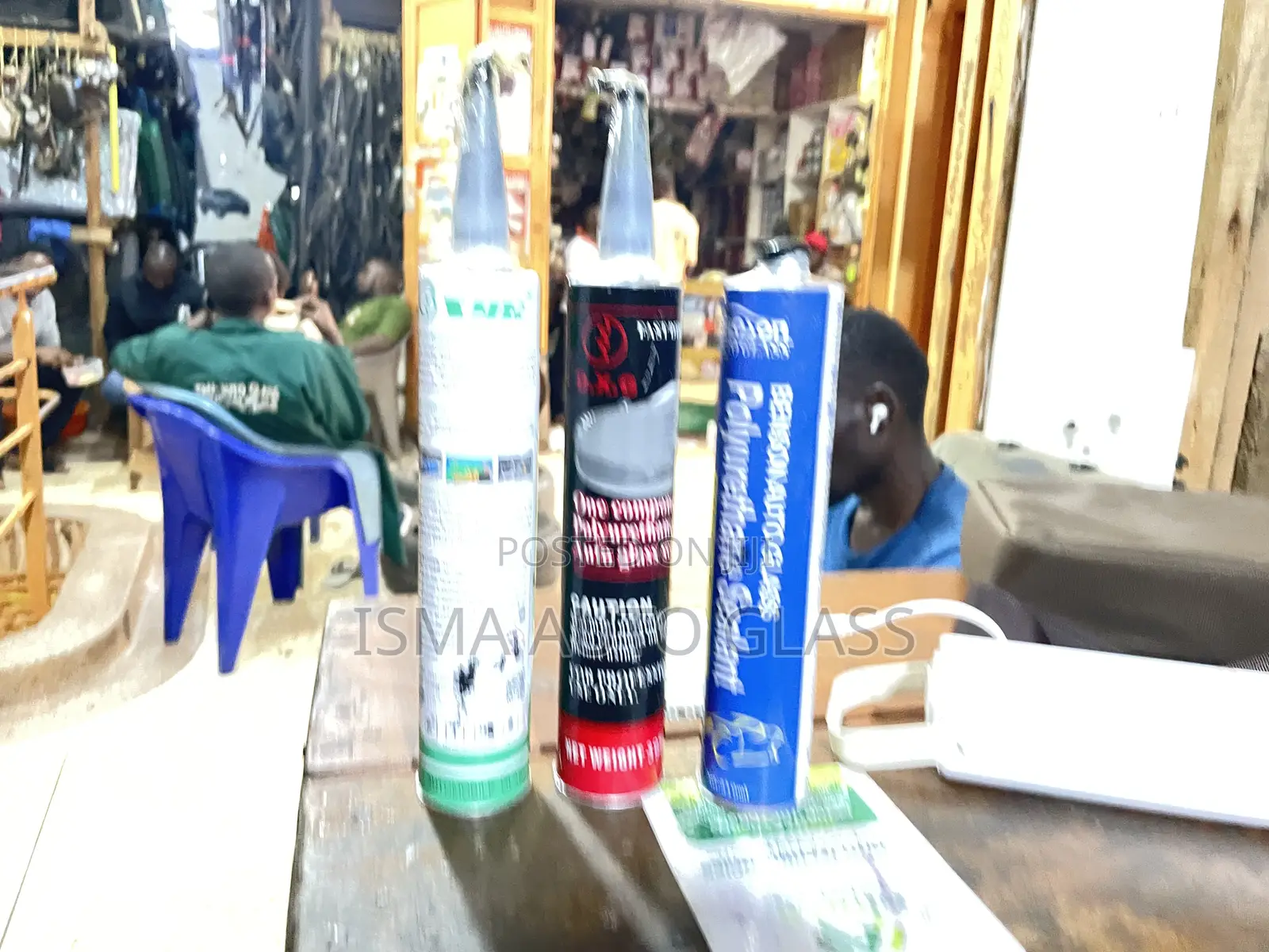 Glass Sealant And Silicone