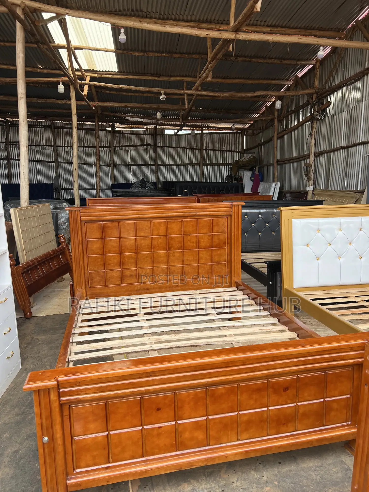 Tile Bed 5by6 in Light Brown Color