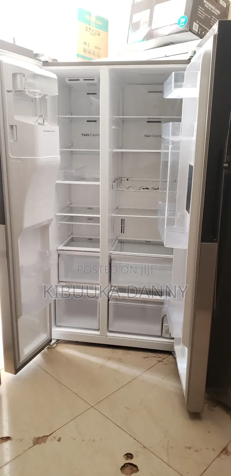 Samsung Fridge 720 Litres Side by Side Twin Cooling Moist Care