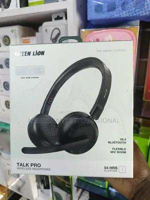 Green Lion Talk Pro Wireless Headphone.