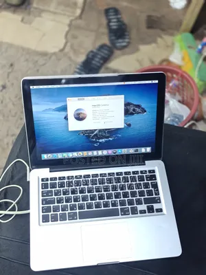 Laptop Apple MacBook Pro 4GB Intel Core i5 HDD 500GB