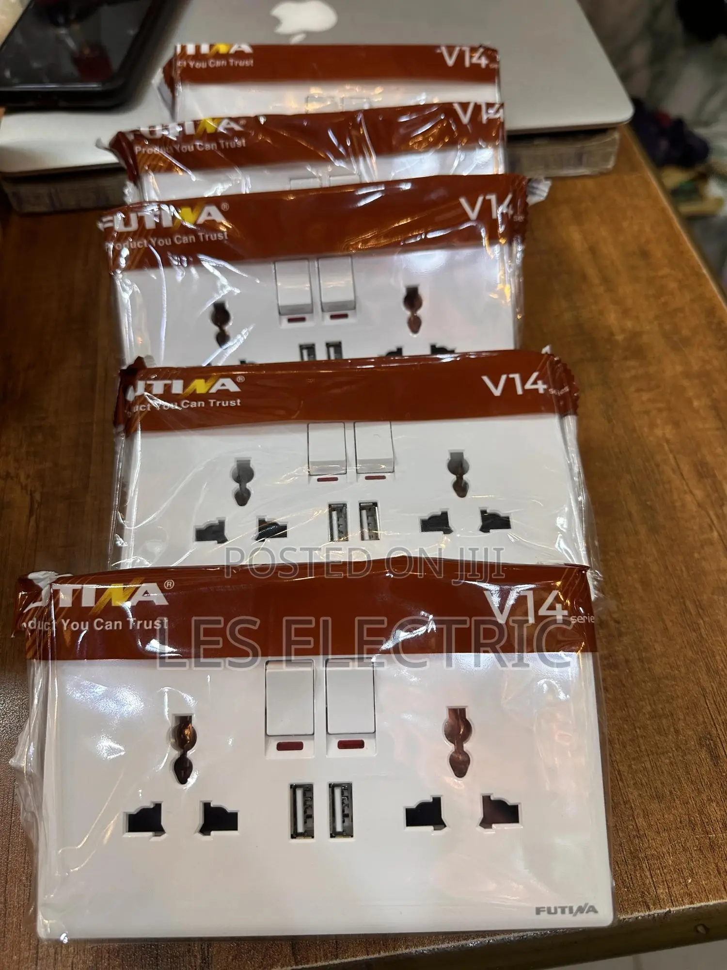 Double Sockets Usb