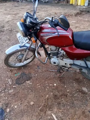 Bajaj Boxer 100 2020 Red
