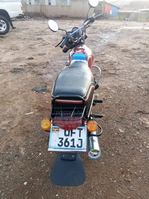Bajaj Boxer 100 2023 Red