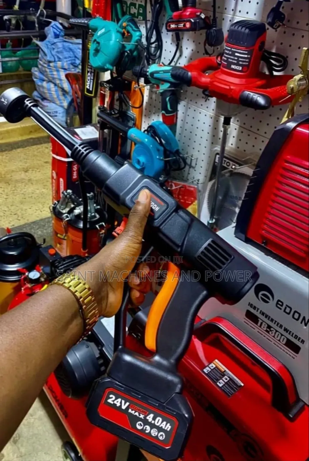 Cordless High Pressure Washer