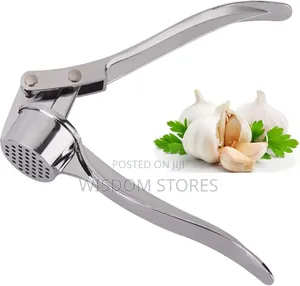 Professional Kitchen Garlic Press
