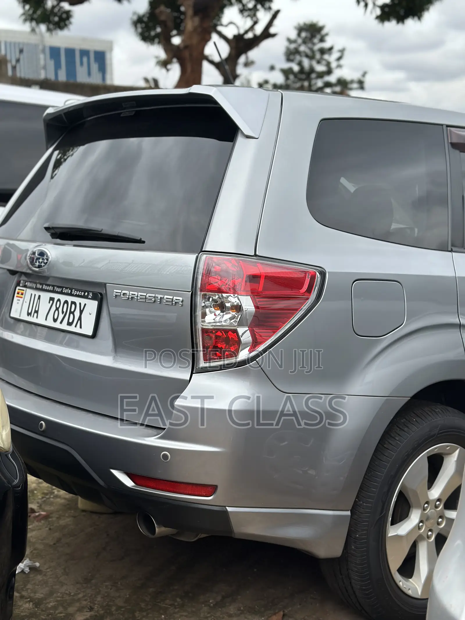 Subaru Forester 2.0D X 2010 Silver