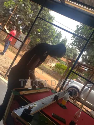 Pool Table Leveling, Cloth Changing