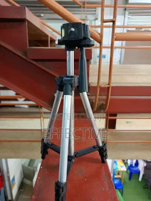 Tripod 3110 Camera and Mobile Stand.