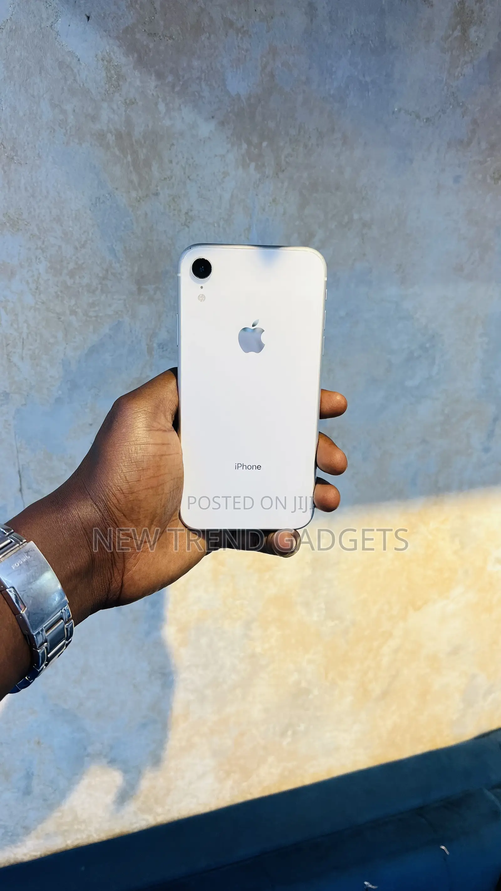 Apple iPhone XR 64 GB White