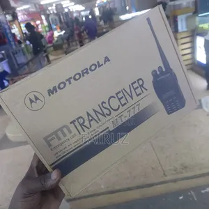 Motorola Walkie Talkie Mt-777