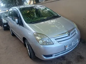 Toyota Corolla Spacio 2003 Silver